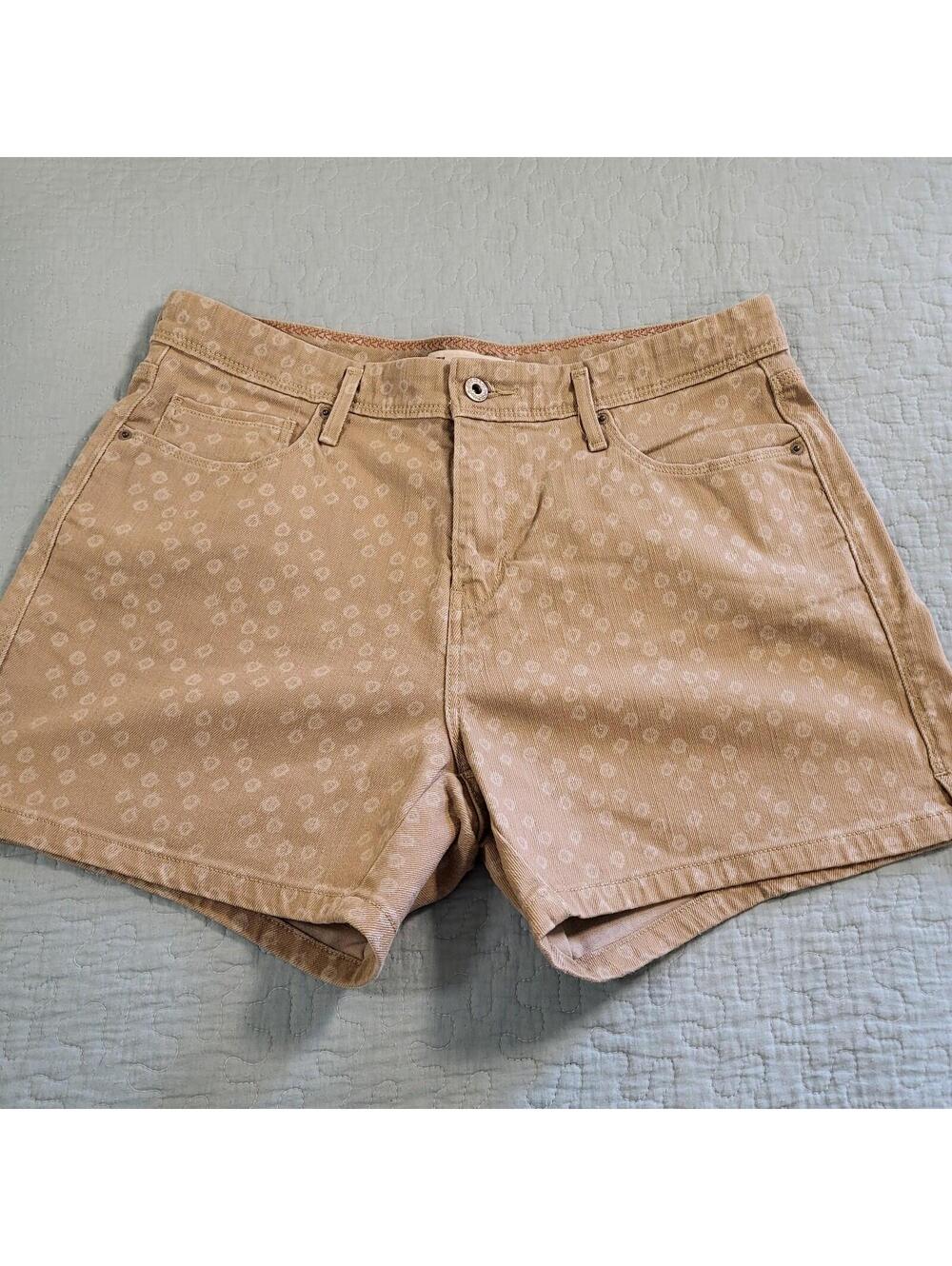 Levi's beige and white polka dot  mid-rise short shorts denim size 12 women's